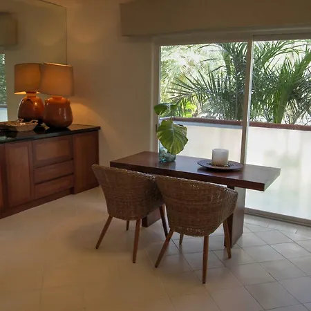 Las Villas Akumal 108 3 Bedroom Beachfront Second Floor Home-2