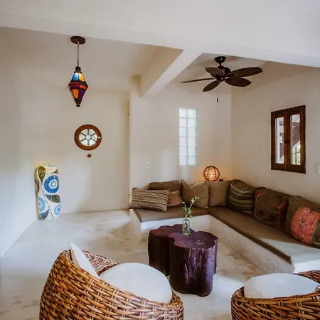Beachfront Villa Casa Tulum Beach 8-2