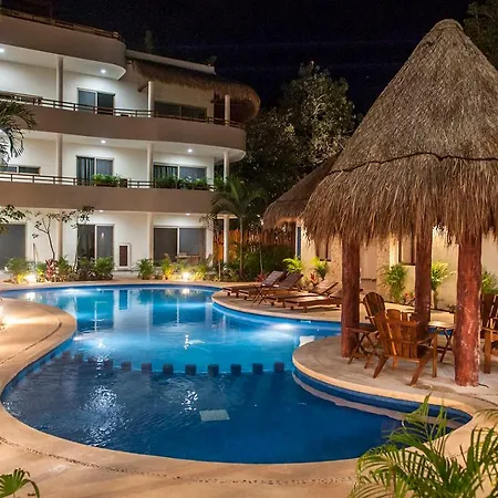 Gulliver Condo - Free Beach Club Access & Bikes-2