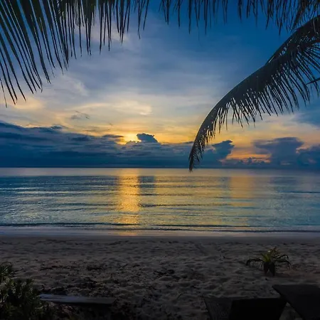 Beachfront 5 Bedroom Villa- Amazing Views!-2