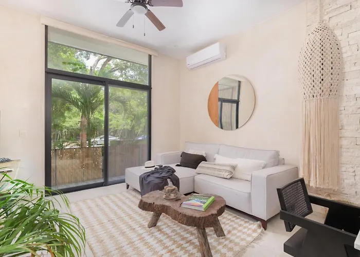 Impeccable Very Very Stylish Tuluminatti Condo In Aldea Zama By Lockey admite animales