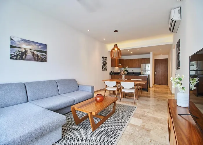 Tropical & Charming Apartment In Tulum With Lounge Area, Gym, Pool, Balcony & Nice Amenities acceptant les animaux