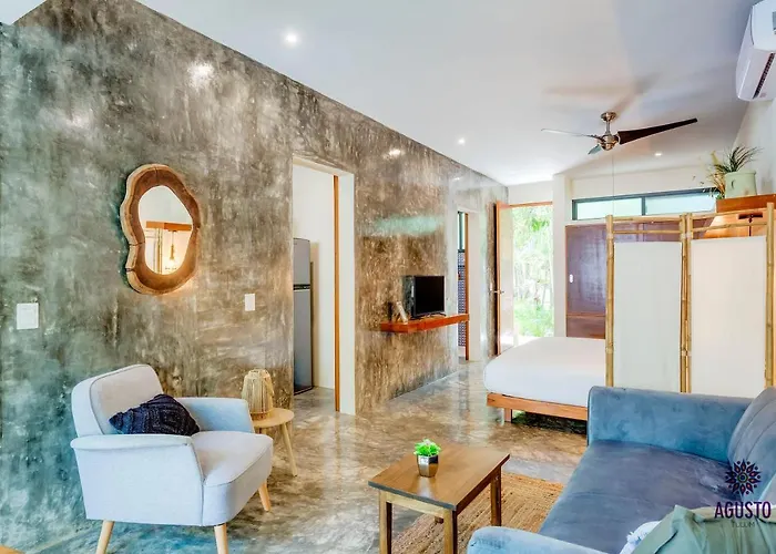 Private Patio Plunge Pool & Electricity Included Tulum admite animales