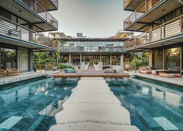 Waterworld 2Br On Cenote Pools And Gym Beach Club Tulum admite animales